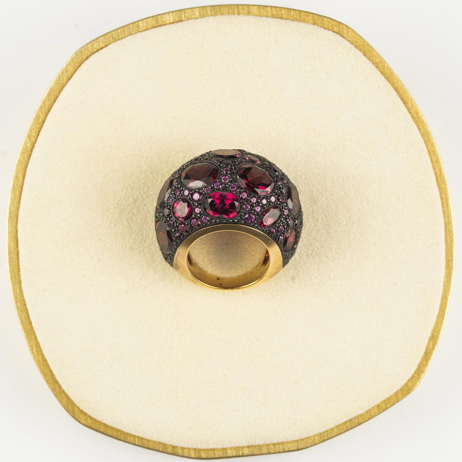 Tabou – Pomellato